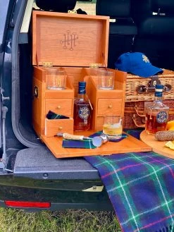 Blade And Bow + Garden And Gun Tailgate + Flasks + Merch Blade And Bow + Garden & Gun Field Bar